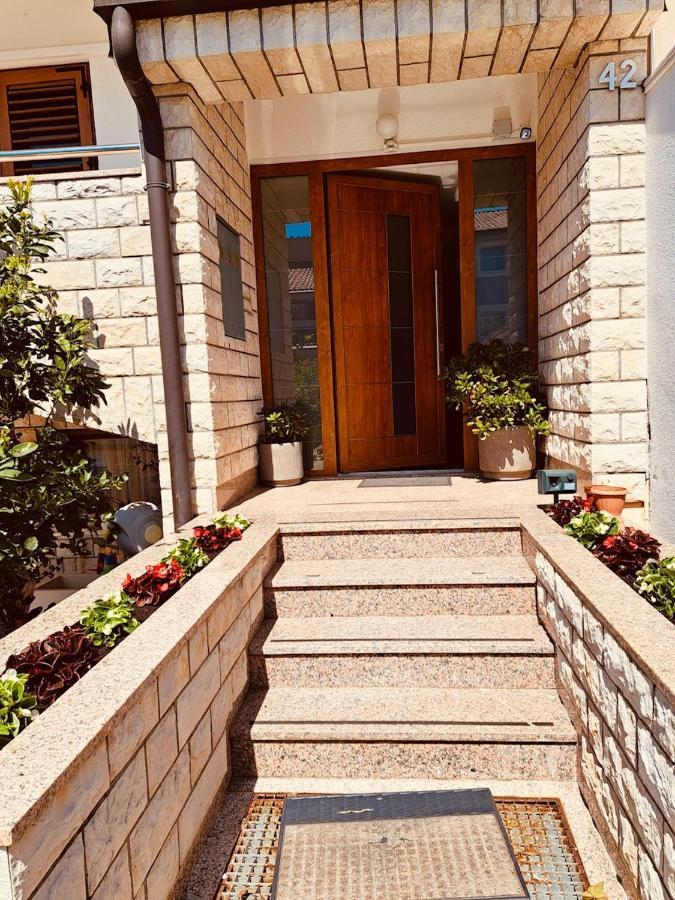 Ani Apartments Umag Exterior photo